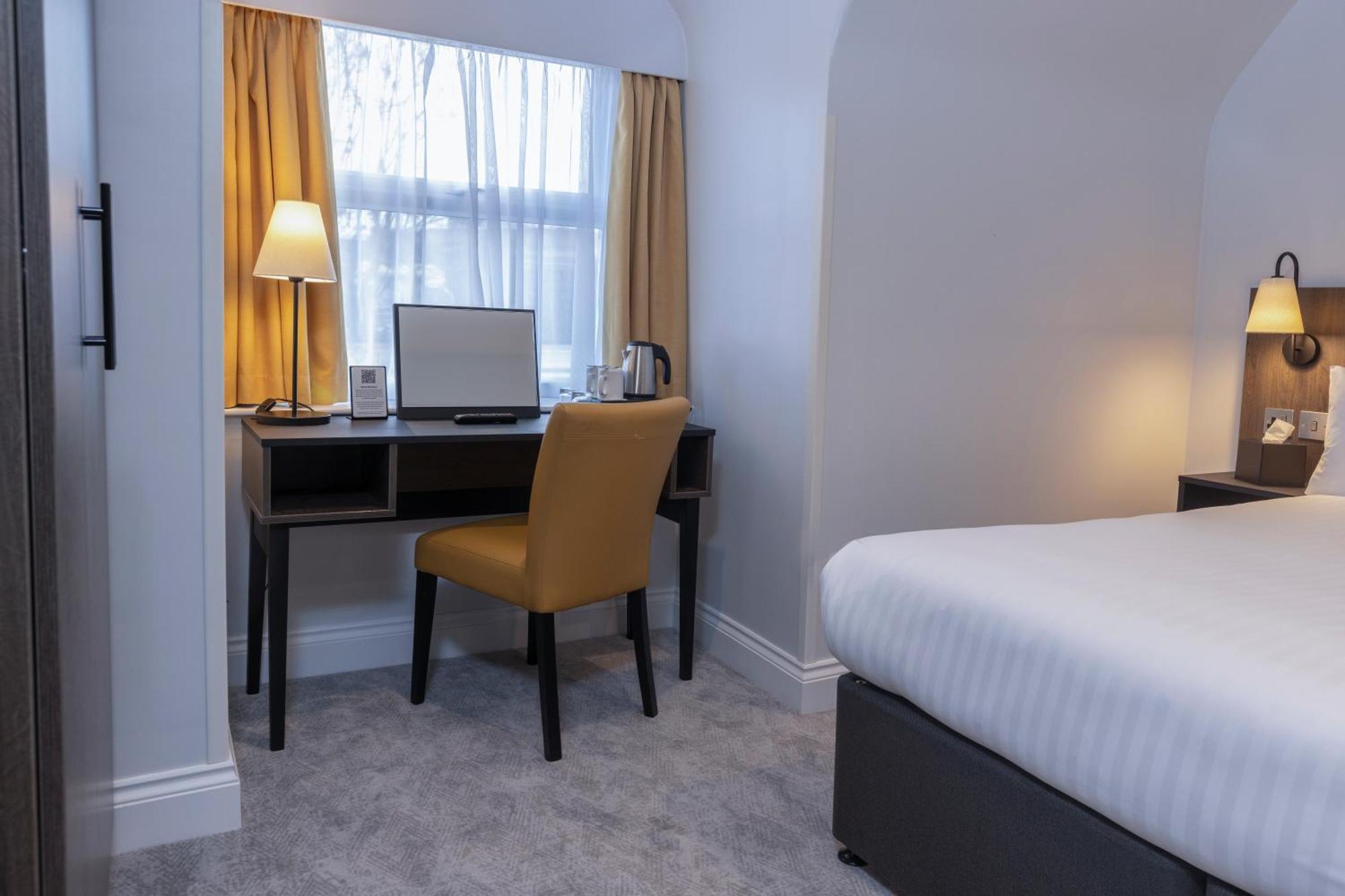 Best Western Kensington Olympia Hotel ลอนดอน ภายนอก รูปภาพ